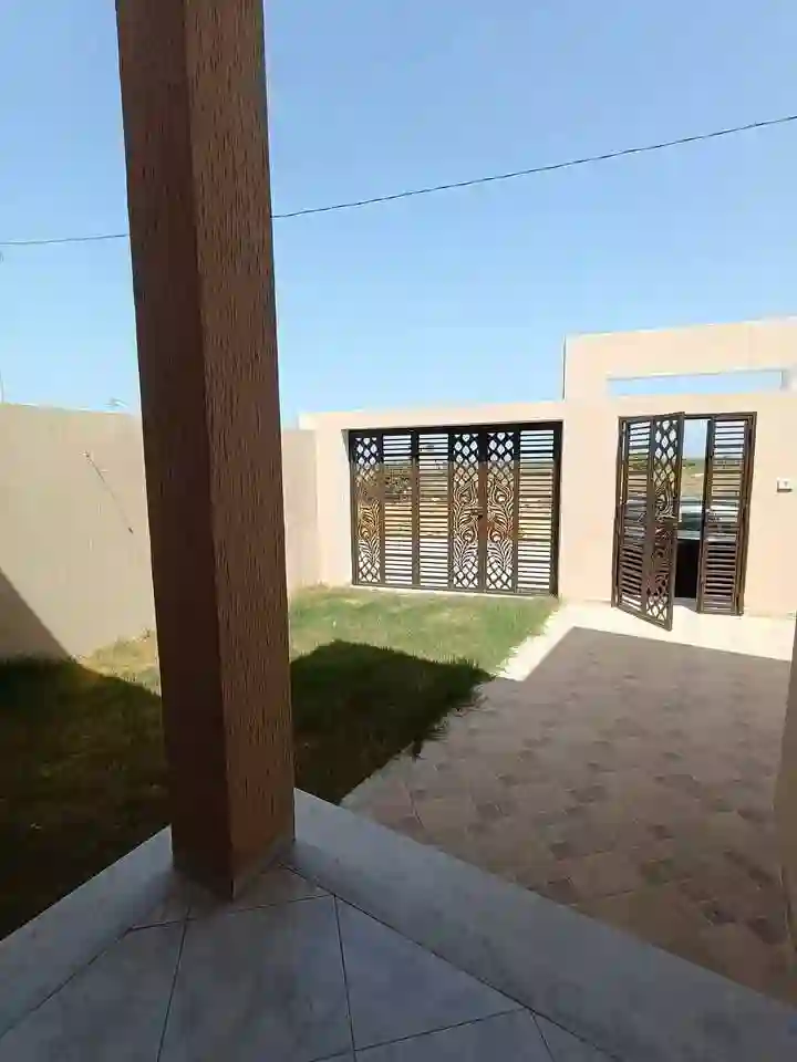 Une Maison a la Plage Elhaouaria à Cite Touristique