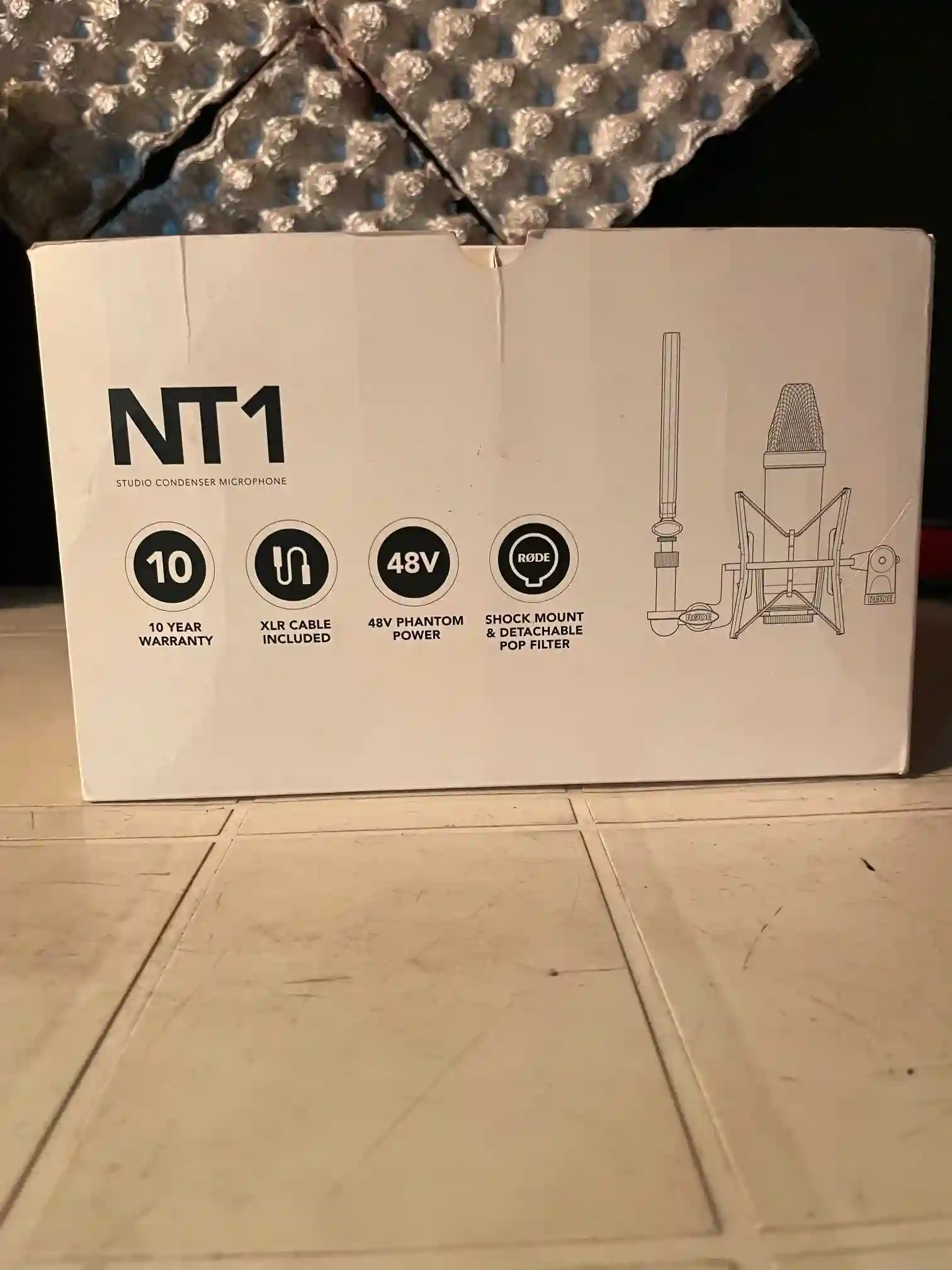 Rode NT1 + Sheild + Scarlett3 Solo + AKG - Vue 4