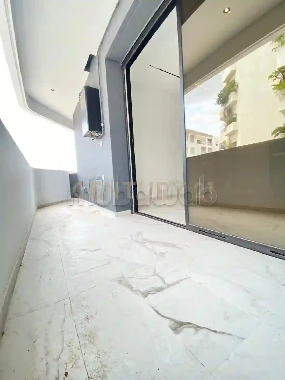 A Louer un S1 Jamais Habité à Ain Zaghouan Nord