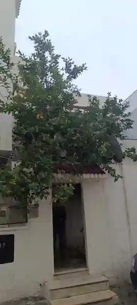 Maison Usage Commercial et Habitation à Cite El Khalil