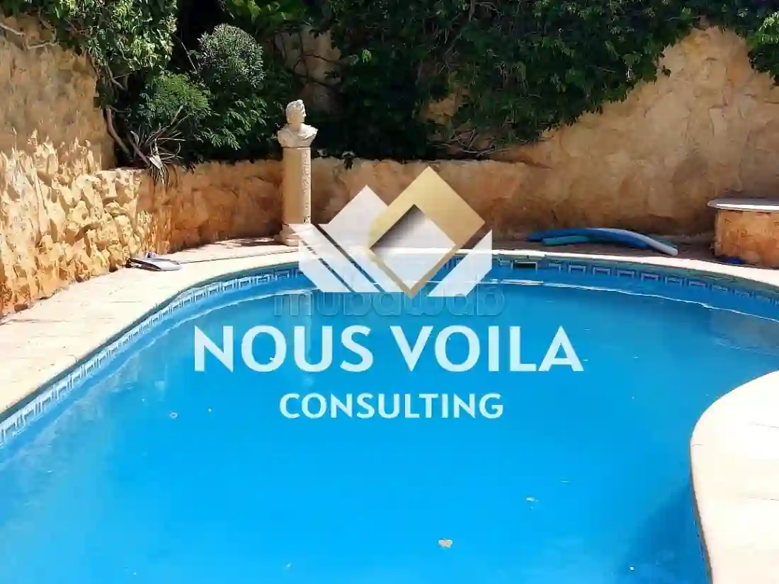 Villa S5 Meublée Avec Piscine à La Marsa Vlm0013