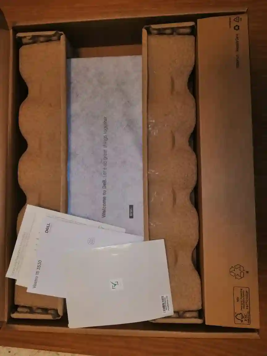 A Vendre pc Portable Dell Vostro 3530 i5 13gèn - Vue 1