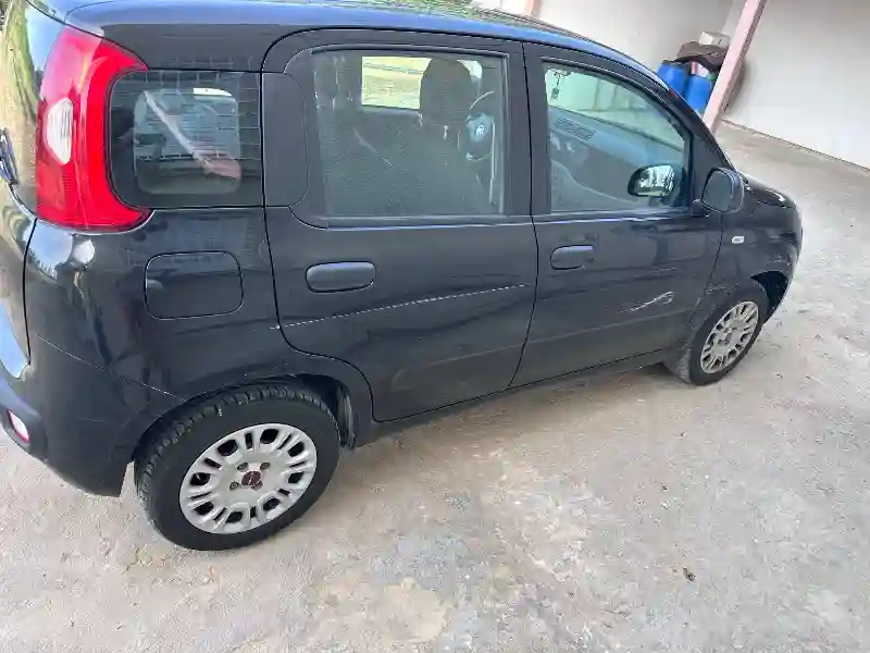 Fiat Panda Essence 2020 - Vue 4