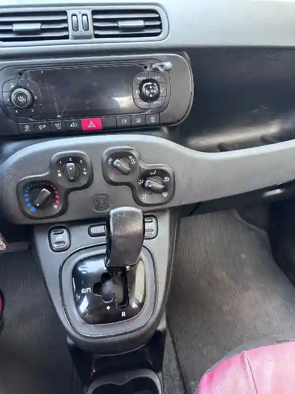 Fiat Panda Essence 2020 - Vue 7