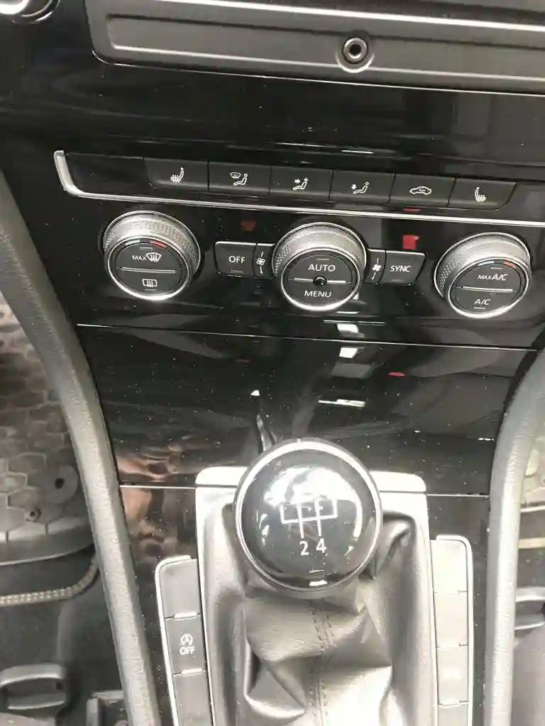 Volkswagen Golf 7 - Vue 2