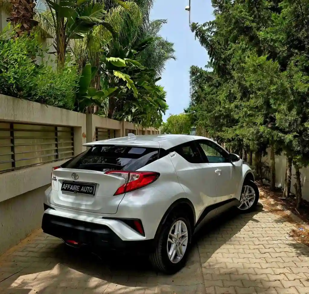 🚘 Toyota Chr 20235 30000km 🚘 🔁 on Accepte l Échange des Voitures - Vue 1