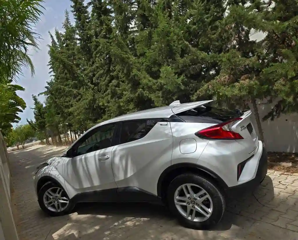 🚘 Toyota Chr 20235 30000km 🚘 🔁 on Accepte l Échange des Voitures - Vue 6
