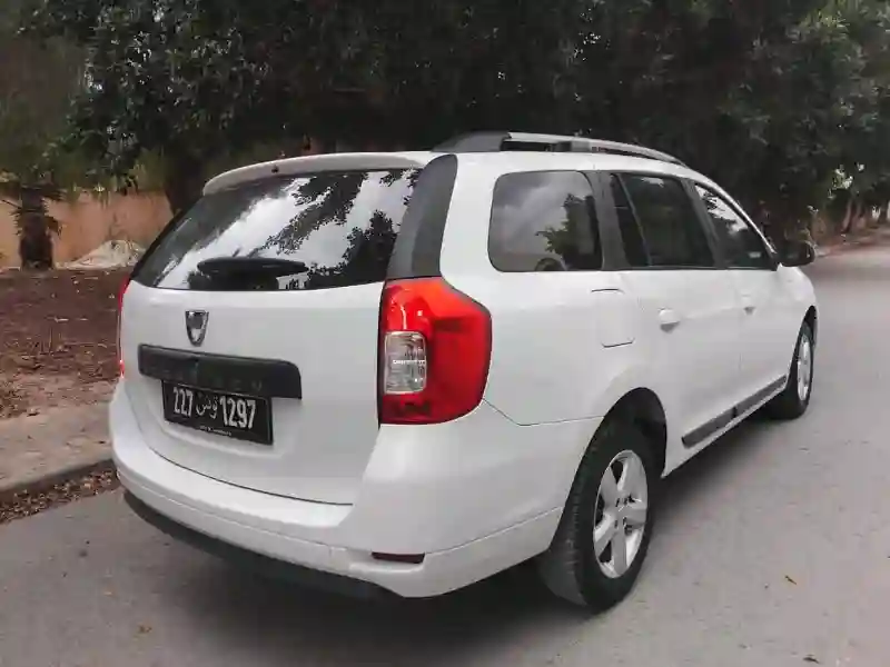 Dacia Logan MCV Première Main EN Excellent État - Vue 7