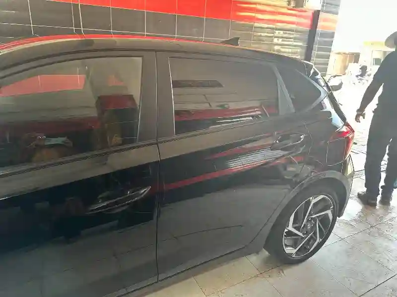 Hyundai I20 Essence 2022 - Vue 2