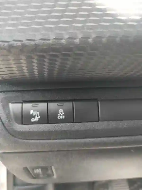 Peugeot 2008 Essence 2016 - Vue 2