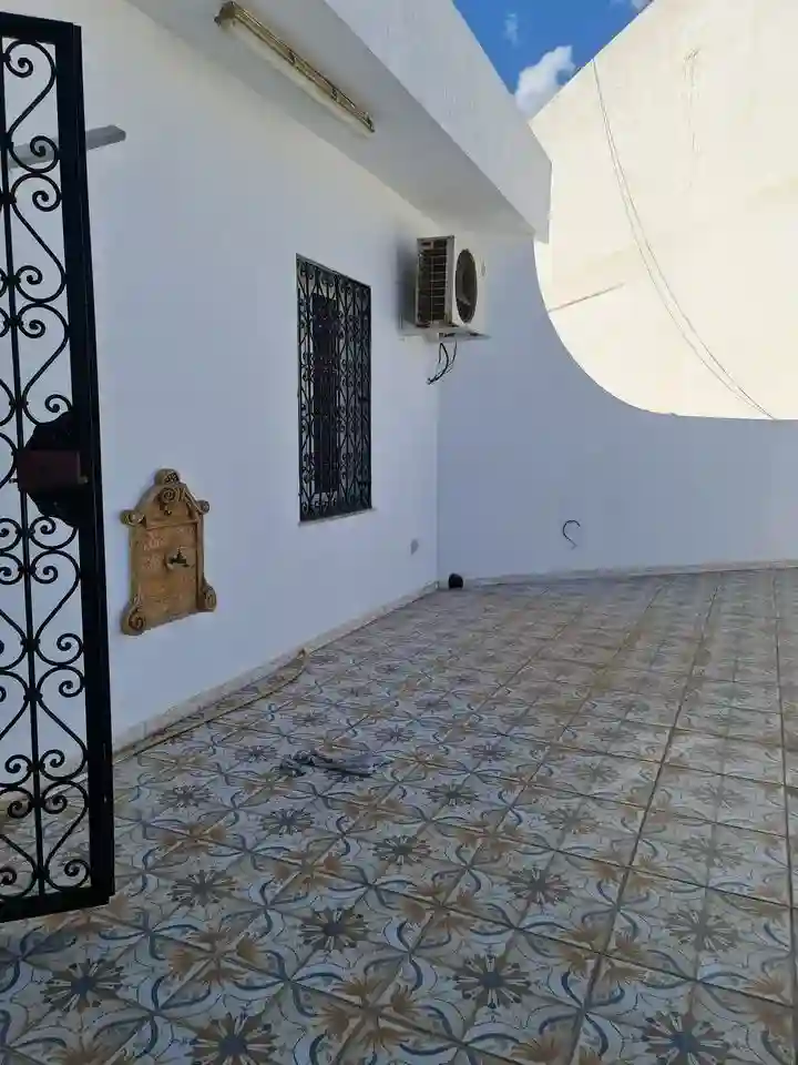 a Vendre une Belle Maison a Rades el Mrah - Vue 1