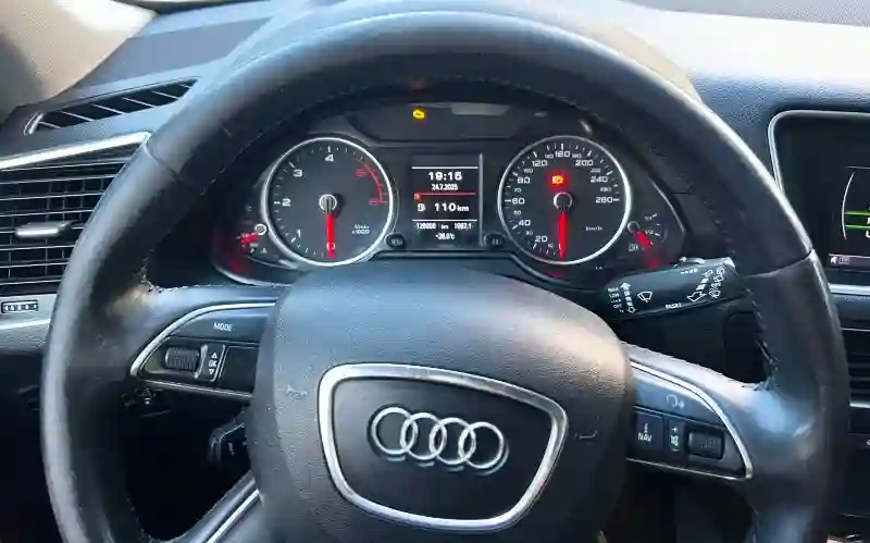 Audi Q5 - Vue 3