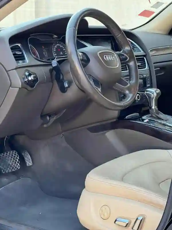 Audi A4 Essence 2014 - Vue 6