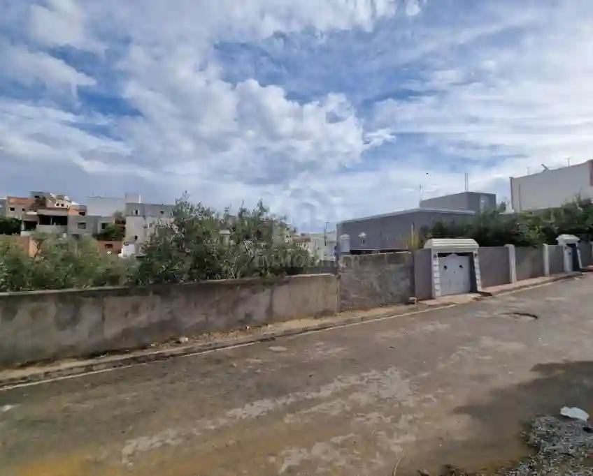 Terrain Clôturé de 658 m² à Hammamet Nord à Vendre 51355351 - Vue 3