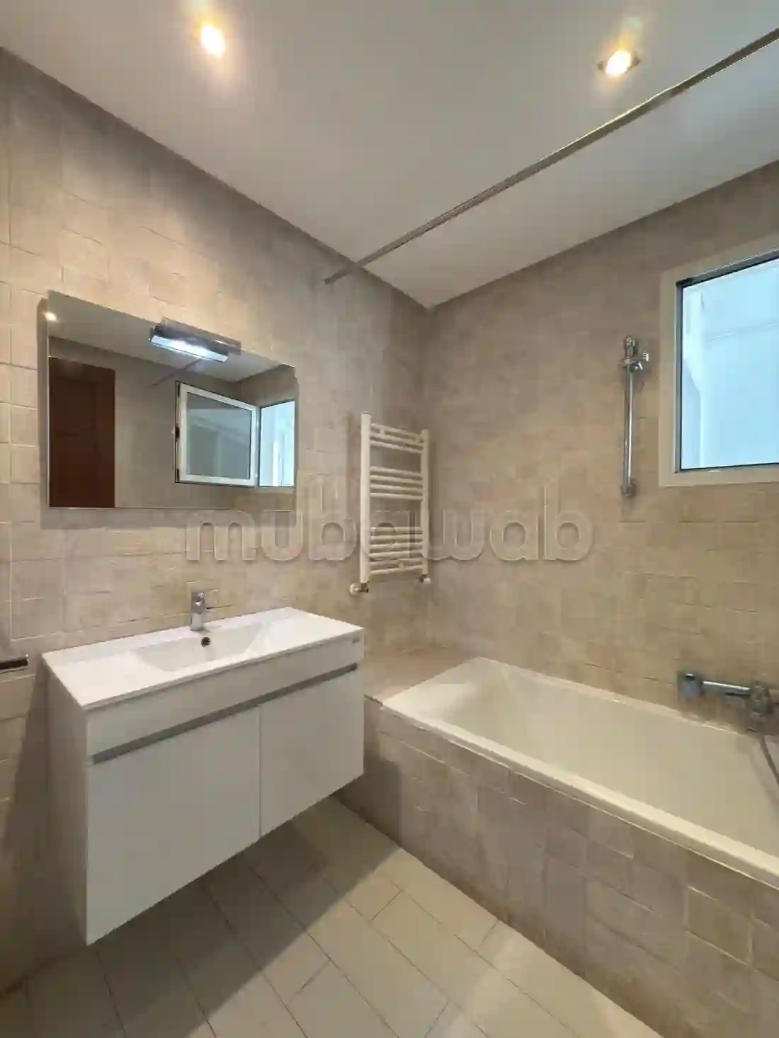Un s2 de 120m² aux Jardin de Carthage