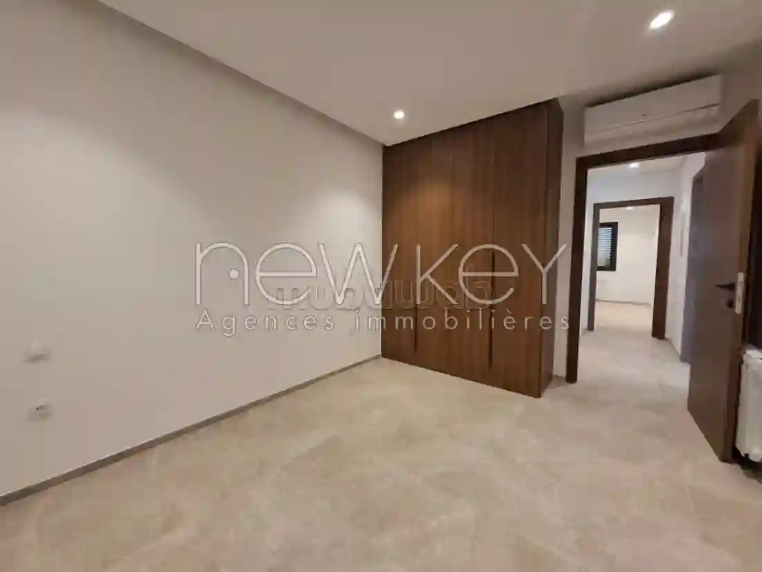 Appartement S2 à Louer à ain Zaghouan Nord - Vue 1