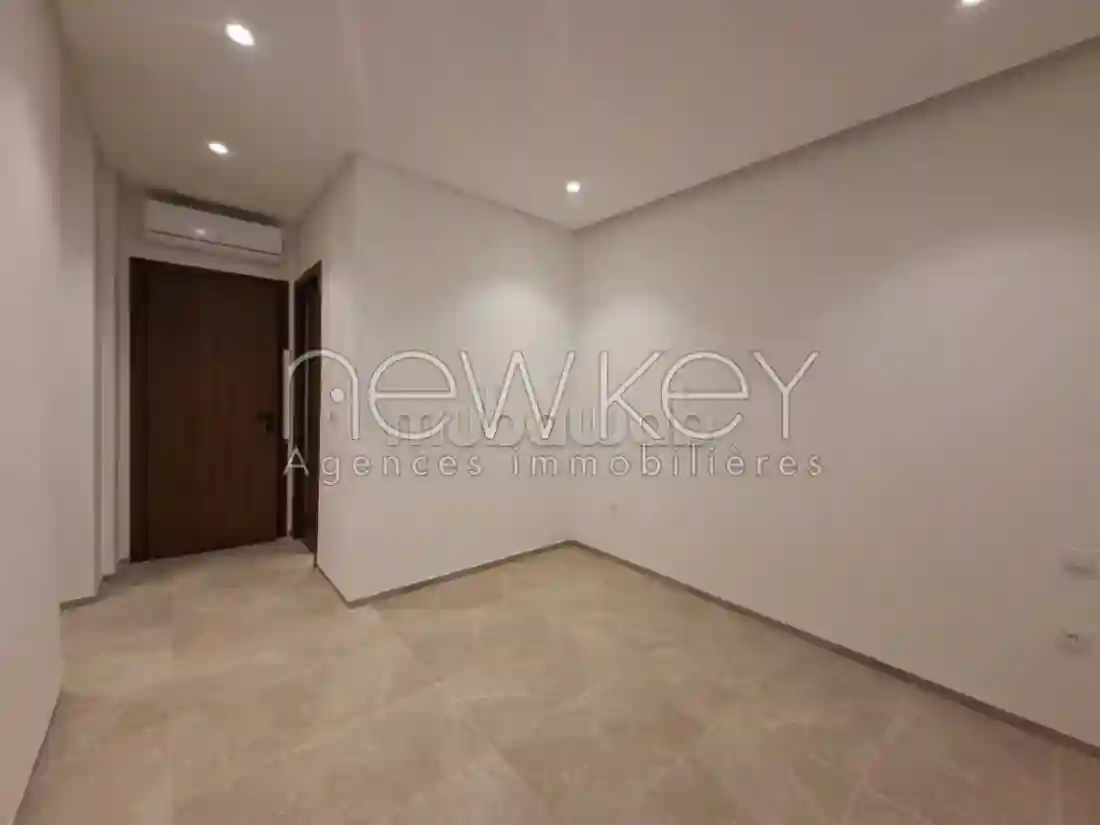 Appartement S2 à Louer à ain Zaghouan Nord - Vue 3