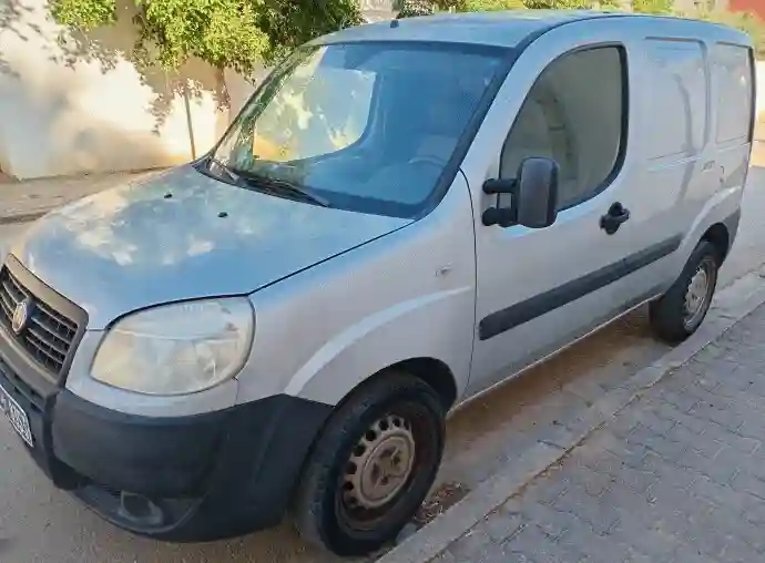 Fiat Doblo Commerciale Bonne Occasion - Vue 2