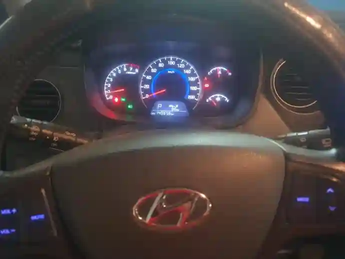 Hyundai I10 - Vue 3