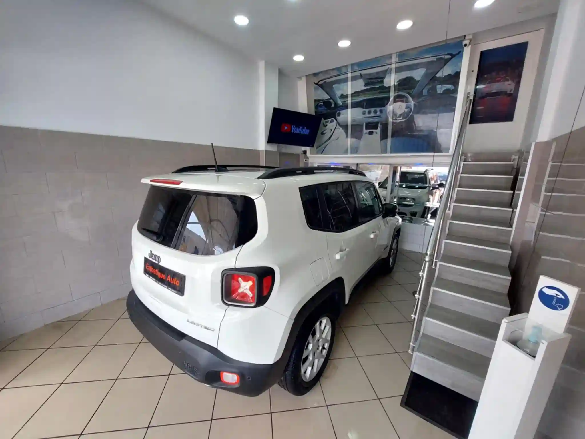Jeep Renegade 14 Turbo 4x2 Limited BVA - TEL 98479647-21140009 - Vue 8