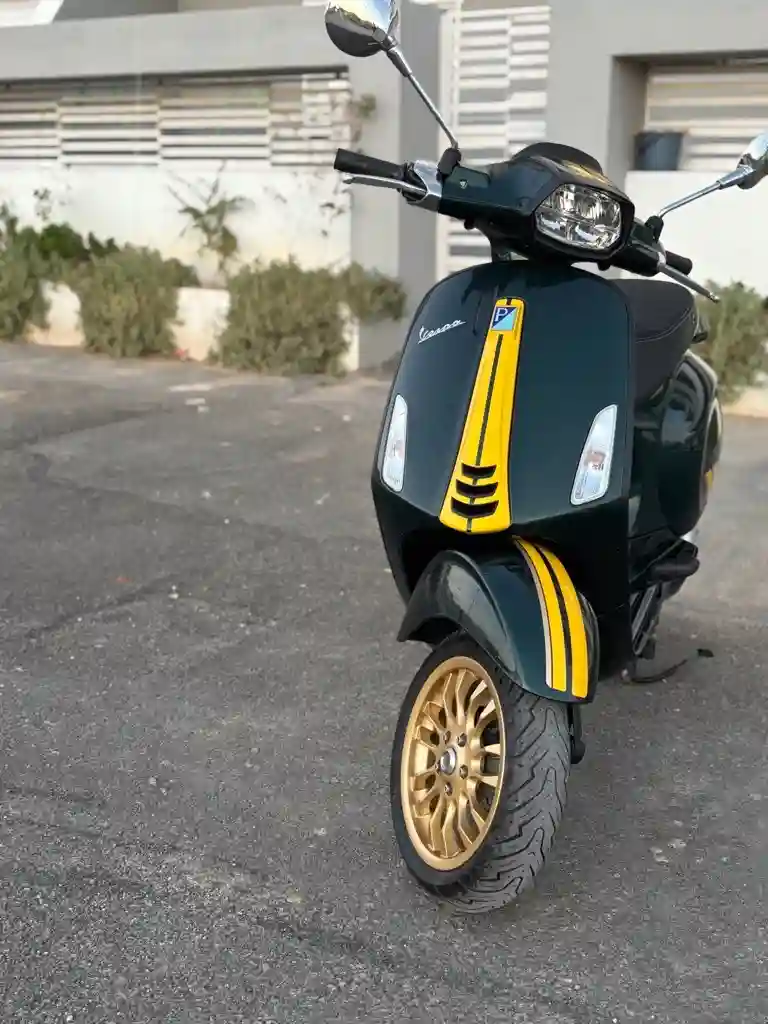 Piaggio Sprint 50cc 4t💚💛 - Vue 1