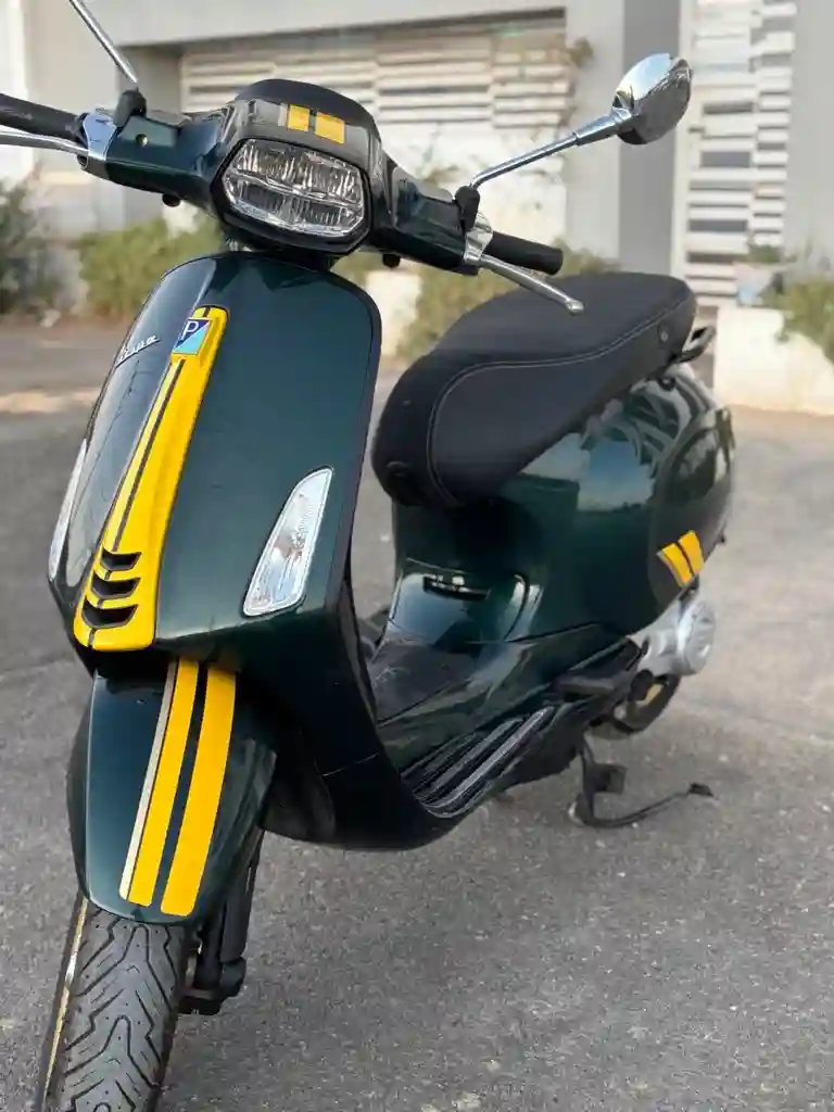 Piaggio Sprint 50cc 4t💚💛 - Vue 7