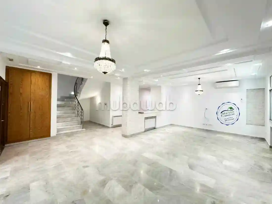 A Louer Duplex Indépendant En S3 à Mutuelle Ville - Vue 3