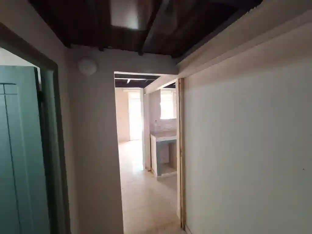 À Louer – Spacieux Local Commercial de 80 m² Avec Mezzanine à mou - Vue 5