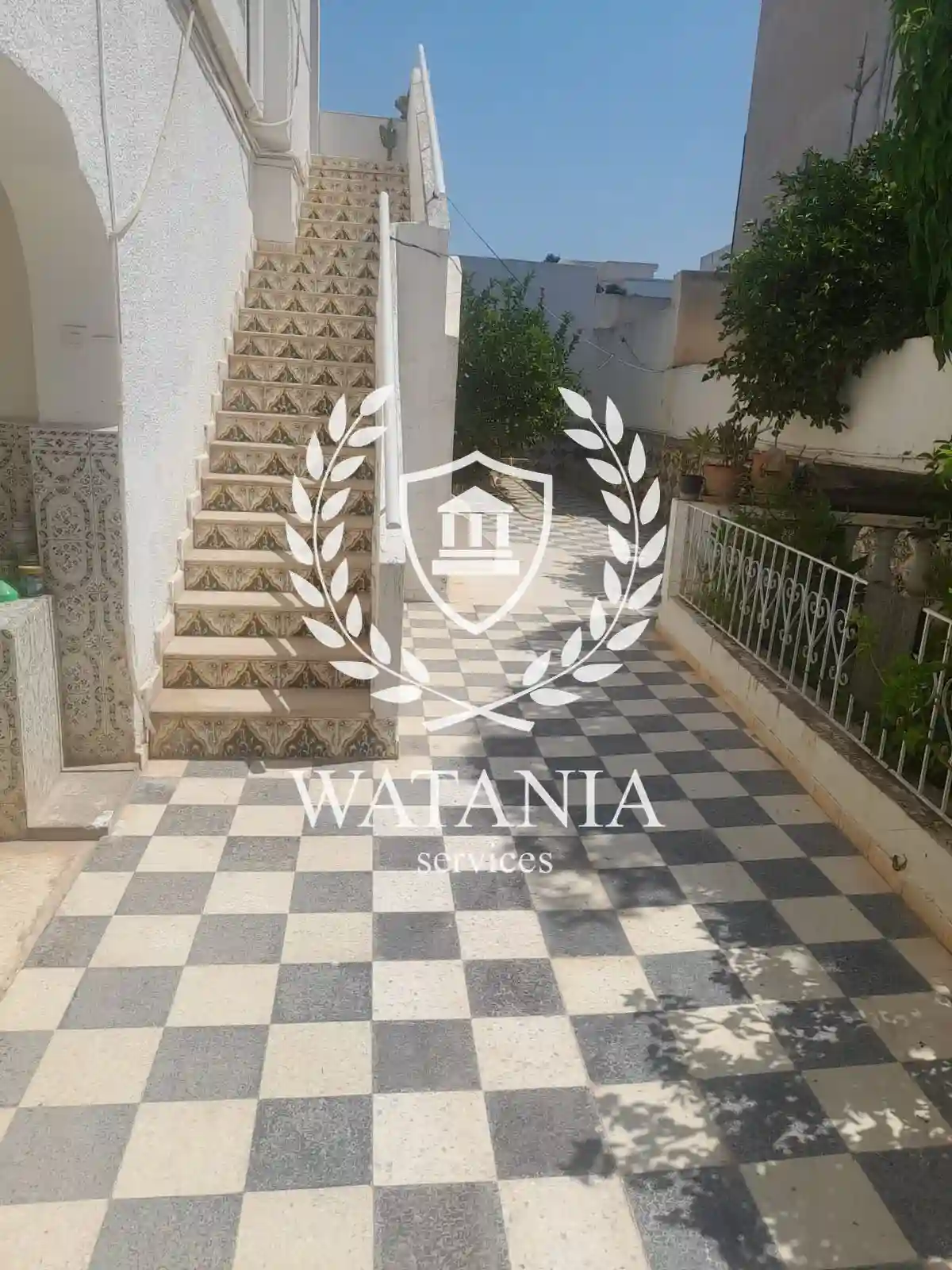 Villa Ksar Said à La Mannouba - Vue 1