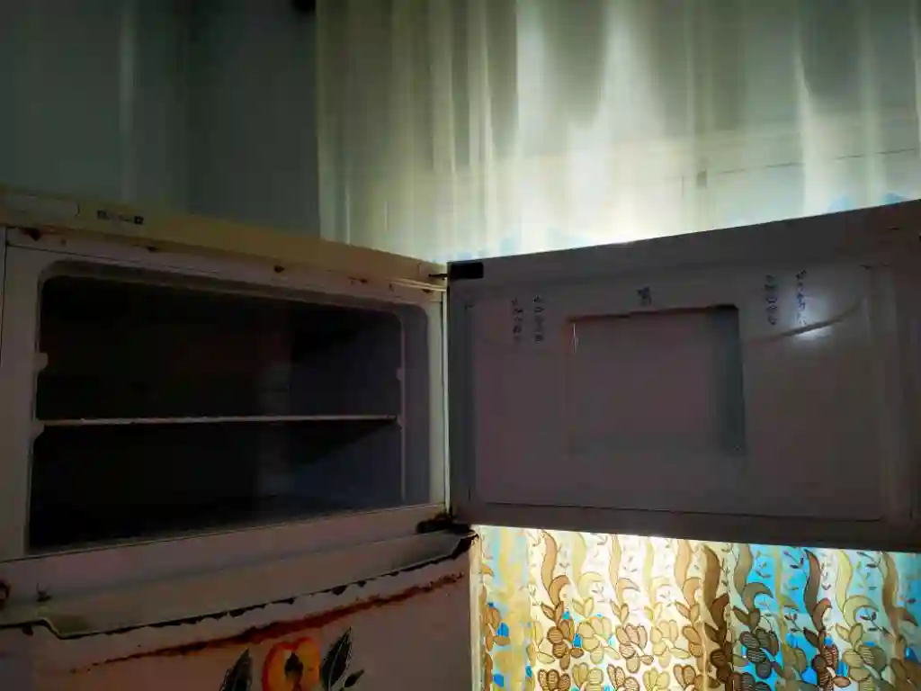 Réfrigérateur Indesit 🇮🇹 400l - Vue 2