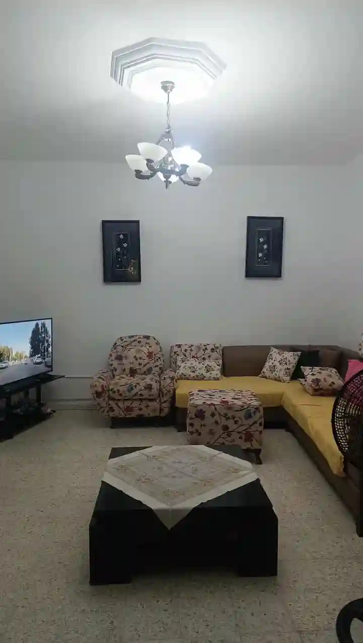 Villa Deux Niveaux Mokhtar à El Mourouj - Vue 1