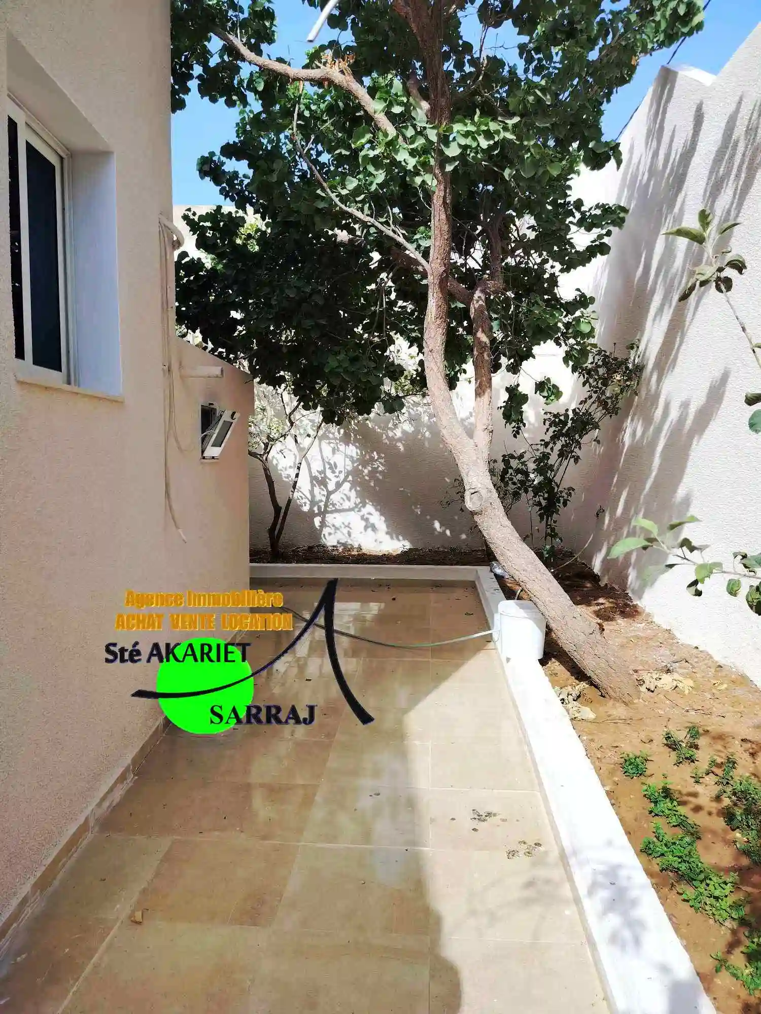 Villa Neuf Avec Jardin et Garage à Akouda à Akouda - Vue 1