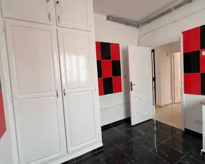 Charmante Maison au 1 Étage - Vue 2