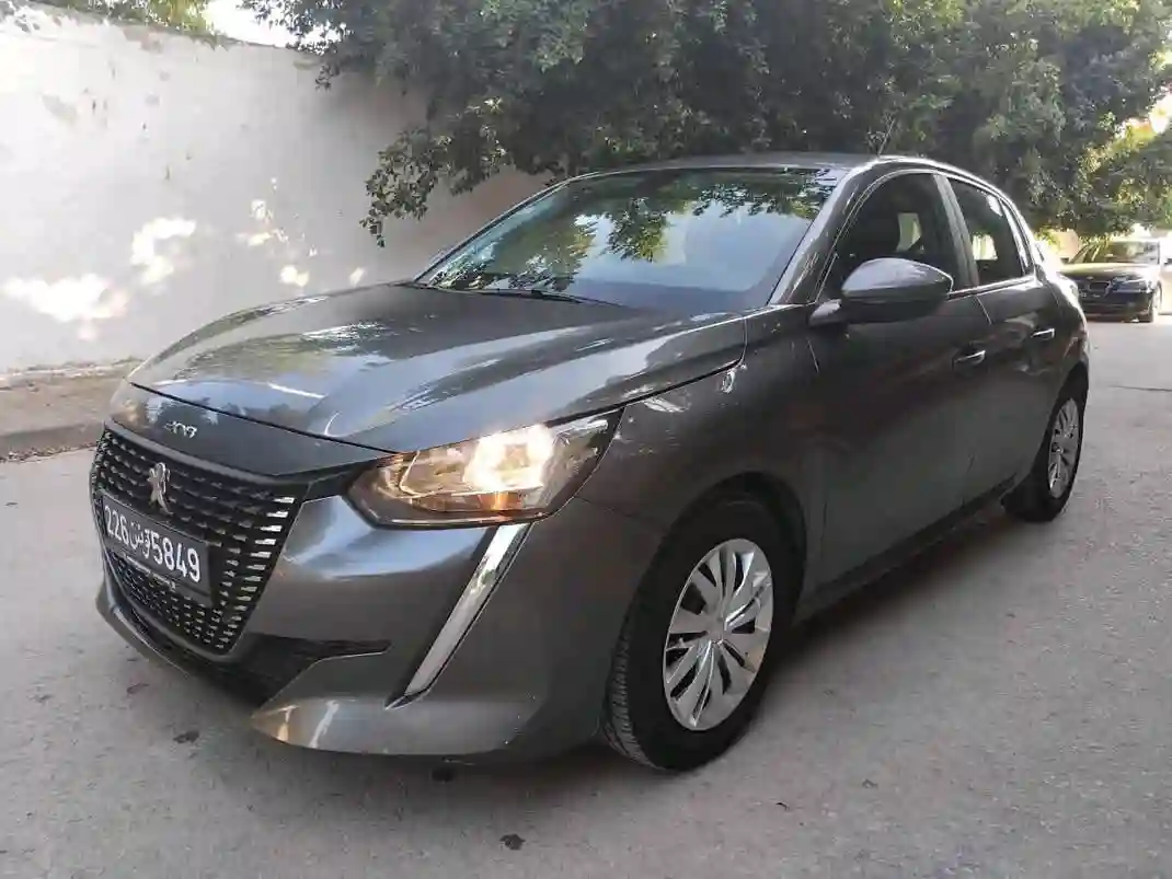 Peugeot 208 - Vue 3
