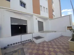 Locaux Commerciaux au rdc de la res Zeineb à Nouvelle Medina