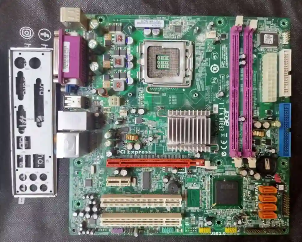 Carte Mère Acer Eg31m
