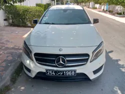 Mercedes Gla
