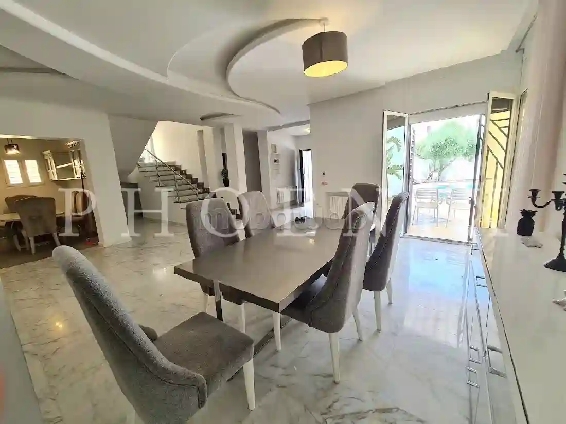 Villa S5 Meublée Avec Piscine à Gammarth - Vue 1