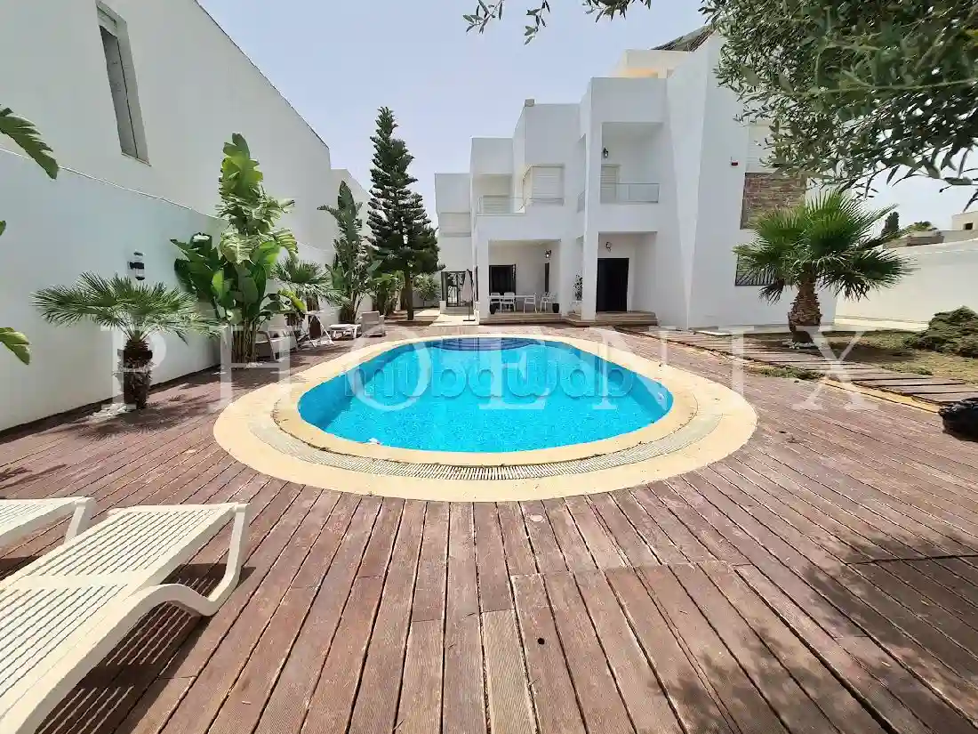 Villa S5 Meublée Avec Piscine à Gammarth - Vue 2