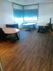 Bureau Meublé ou Vide 4 Pièces au lac 1 à Berge Du Lac