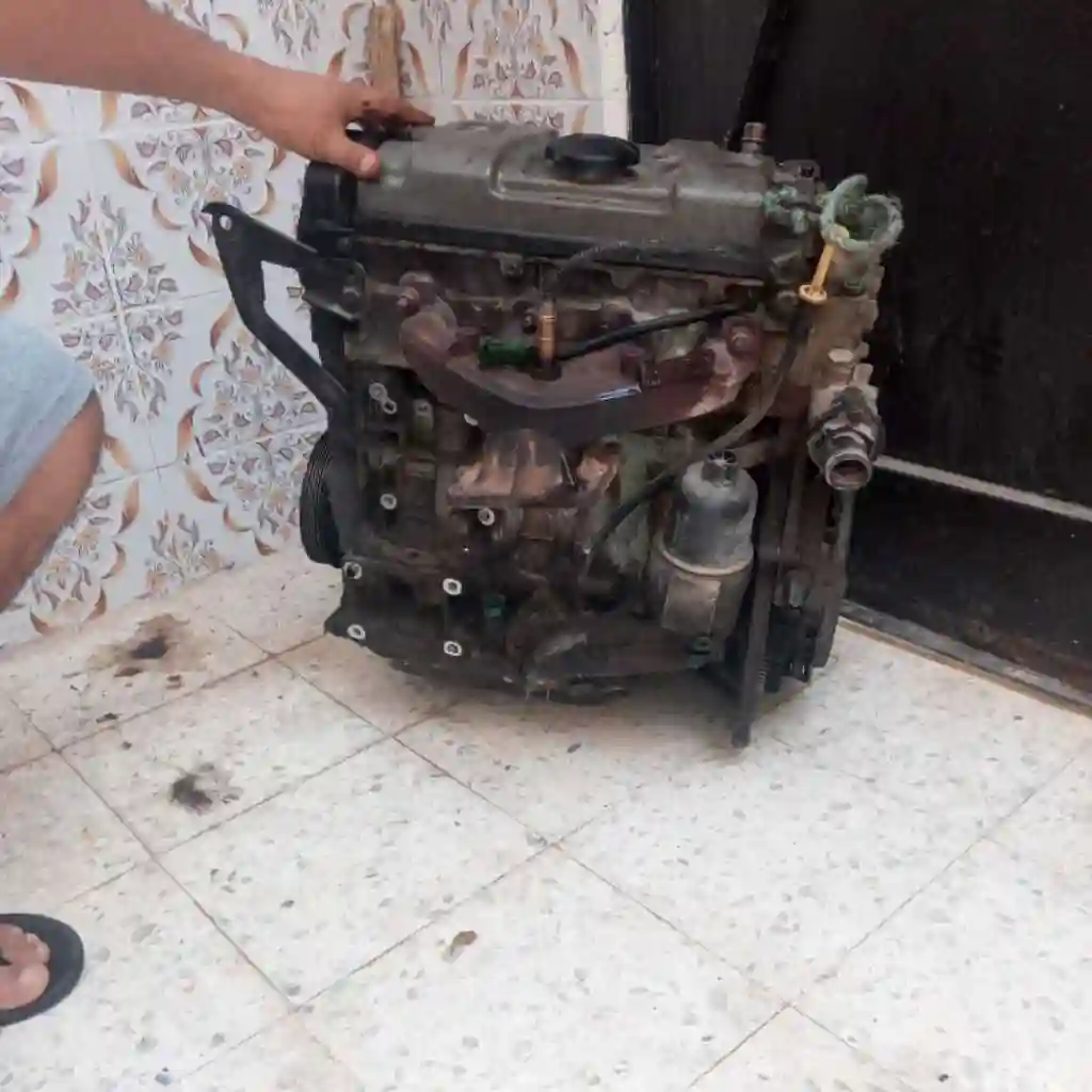 Pièce Auto - Vue 3