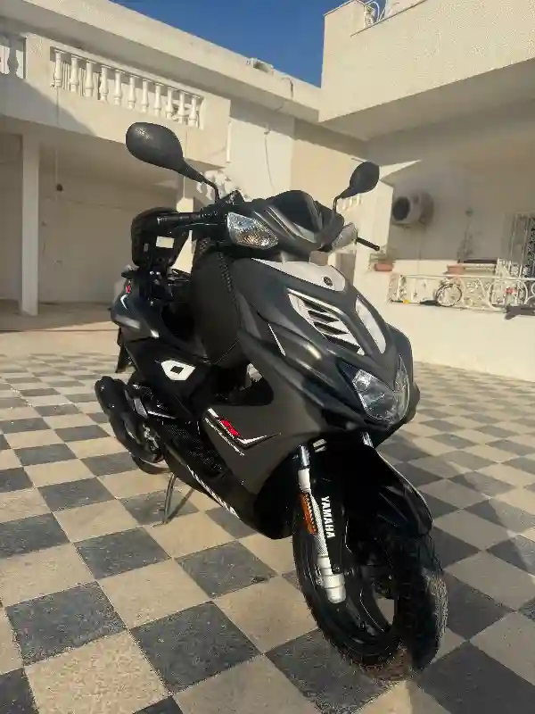 Yamaha Nitro Nouveau Modele (2017) - Vue 9