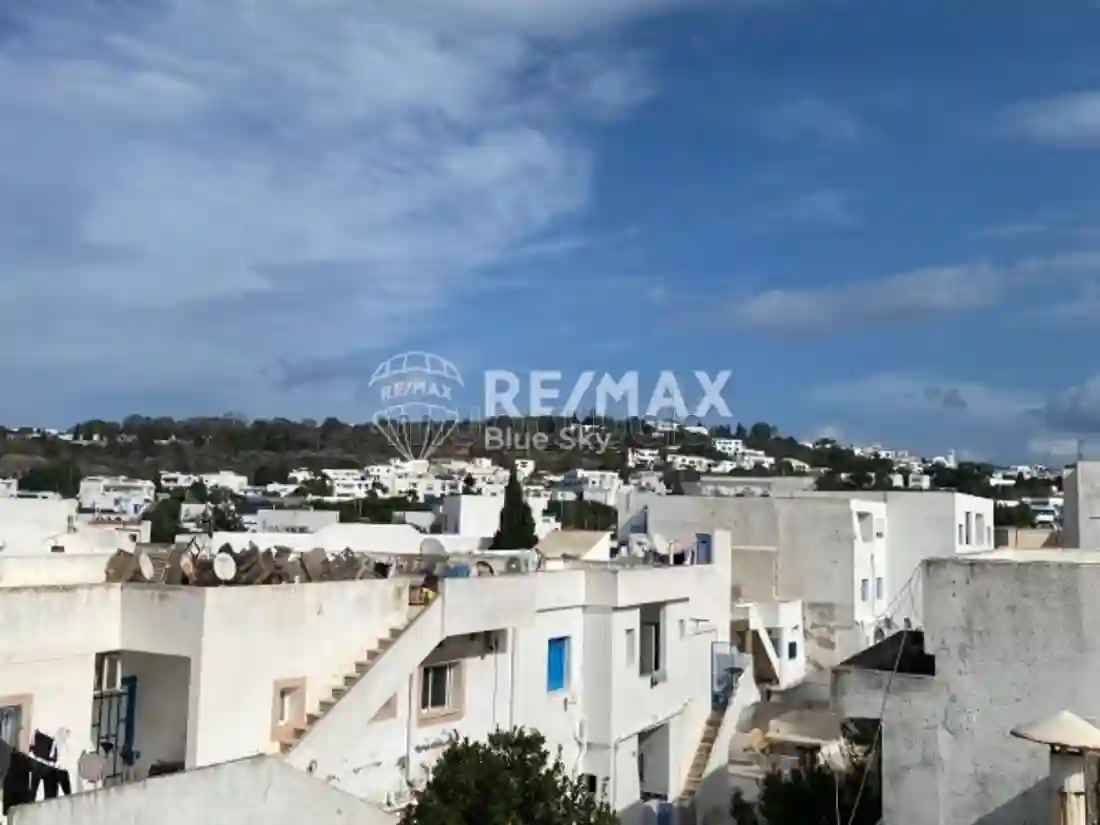 Étage de Villa Meublé à Louer Sidi Bou Said - Vue 3