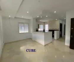 A Louer un Appartement Vide