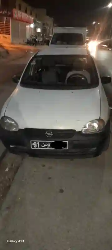 Opel Corsa Essence 1999 - Vue 2