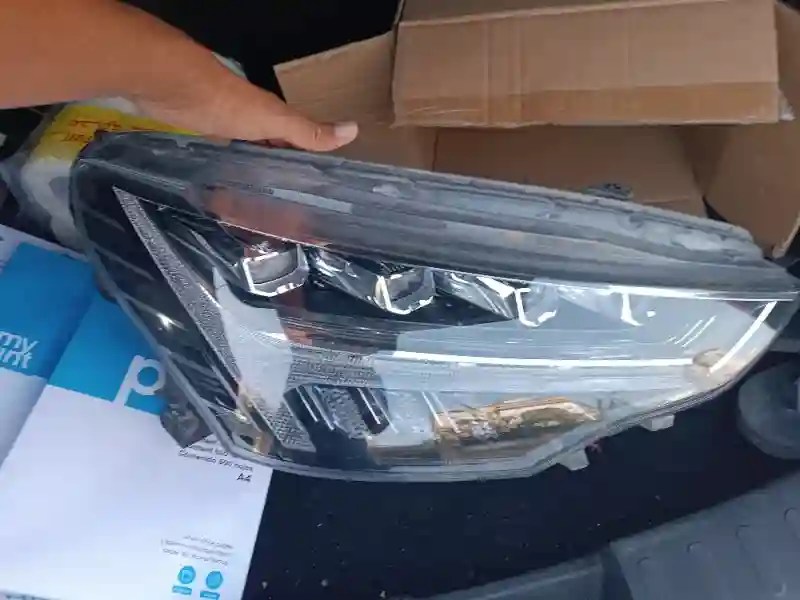 Capot Et Optique Haval Jolion - Vue 3