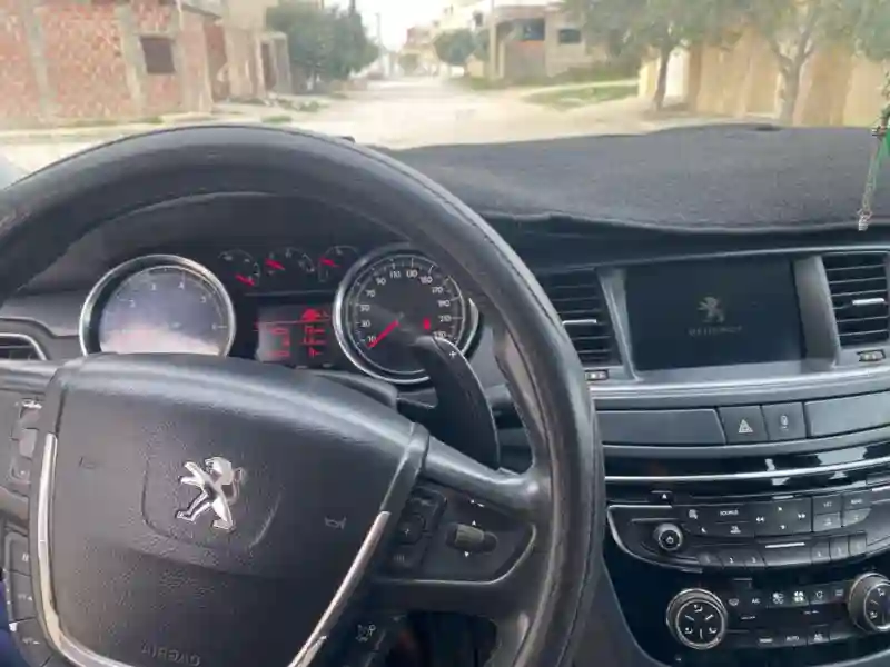Echange Peugeot 508 Essence 2013 - Vue 4