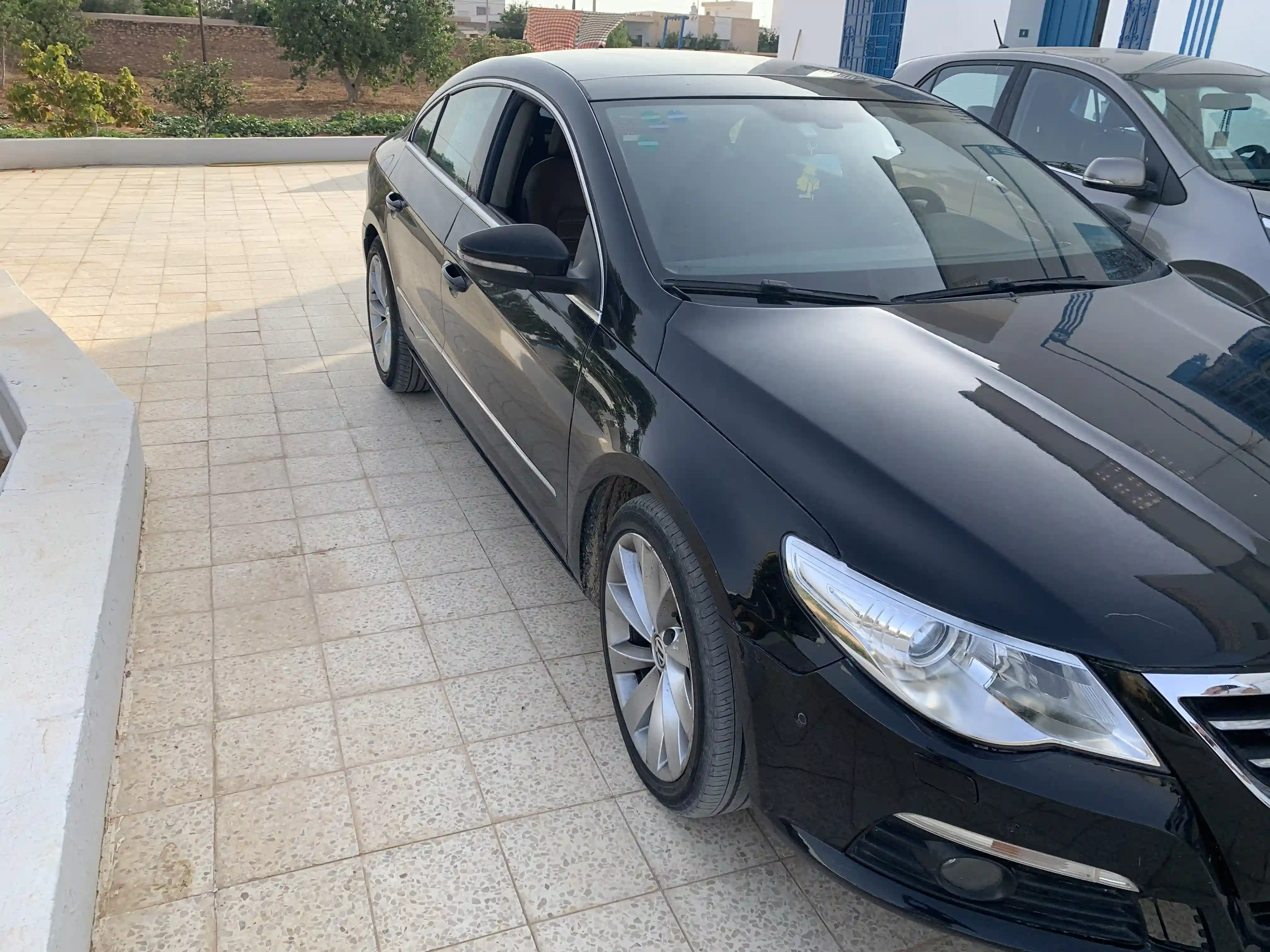 Passat cc Annee 2009 à Sfax - Vue 1