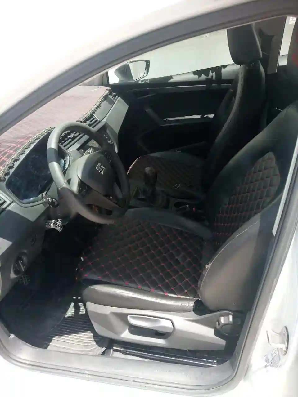 Seat Ibiza Populaire 2021 à Ariana - Vue 1