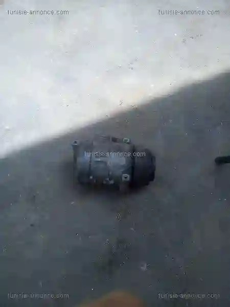 Compresseur Climatiseur Mercedes 4 Phares à Bellevue - Vue 2